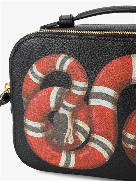 gucci fanny pack snake